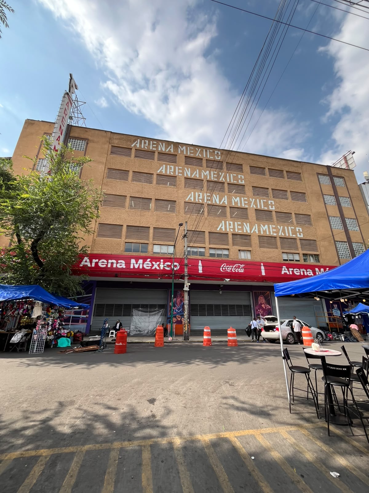 Fachada de la Arena México en la colonia Doctores, CDMX