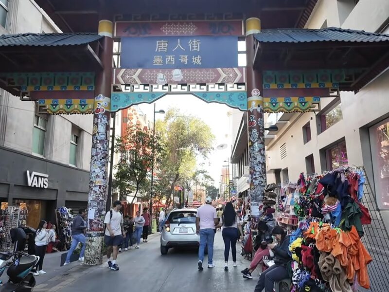 Barrio Chino CDMX: cómo llegar en metro y qué comer 2026