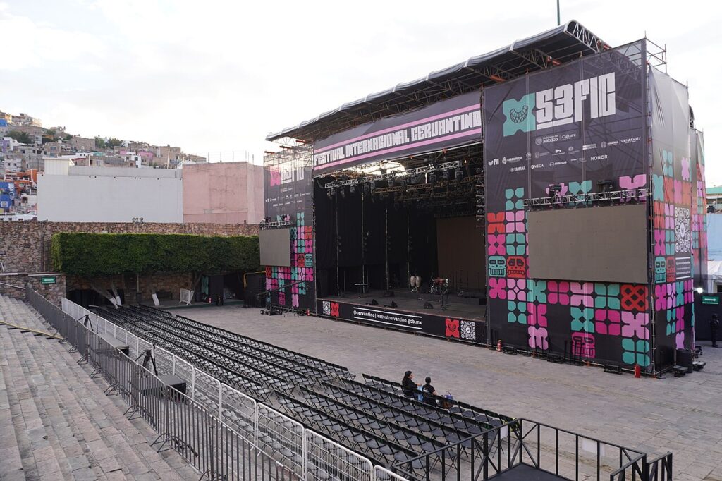 Público en una función del Festival Internacional Cervantino en Guanajuato